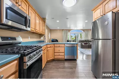 125 Romaine Avenue, Maywood, NJ 07607 - Photo 7