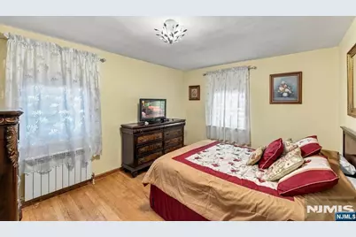 1118 Wilson Avenue, Teaneck Township, NJ 07666 - Photo 13