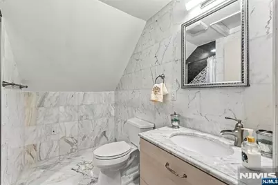 1118 Wilson Avenue, Teaneck Township, NJ 07666 - Photo 21