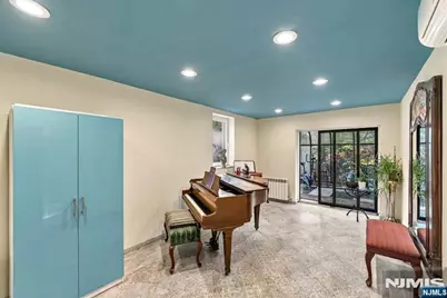 1118 Wilson Avenue, Teaneck Township, NJ 07666 - Photo 23