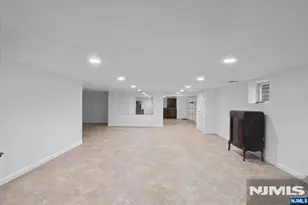 245 Kingsland Ave, Lyndhurst Township, NJ 07071 - Photo 23