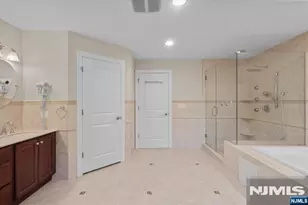 245 Kingsland Ave, Lyndhurst Township, NJ 07071 - Photo 13