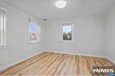 245 Kingsland Avenue, Lyndhurst Township, NJ 07071 - Photo 17