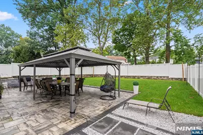 151 Stuart Street, Paramus, NJ 07652 - Photo 43