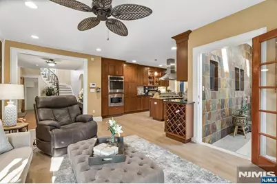 632 Belgrove Drive, Kearny, NJ 07032 - Photo 11