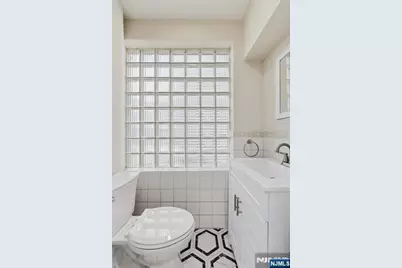 800 85th Street, North Bergen, NJ 07047 - Photo 15