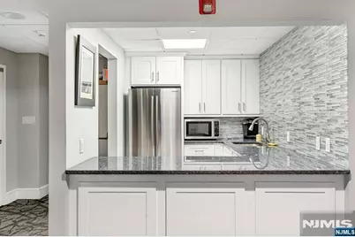 2200 N Central 7B #7B, Fort Lee, NJ 07024 - Photo 13