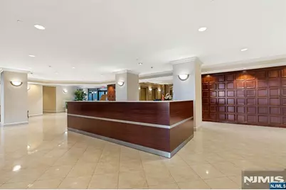 2200 N Central 7B #7B, Fort Lee, NJ 07024 - Photo 5
