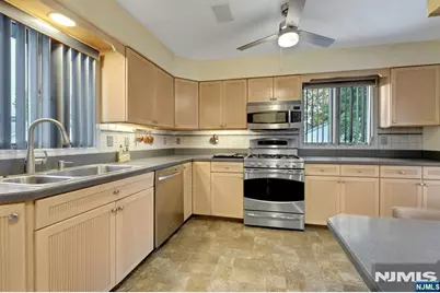 12-09 Ellis Avenue, Fair Lawn, NJ 07410 - Photo 13
