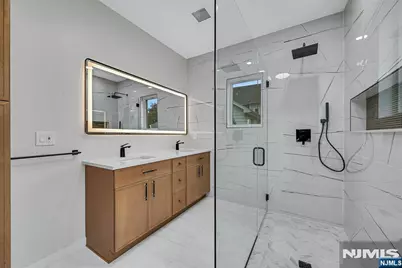 188 Washington Avenue, Rutherford, NJ 07070 - Photo 29