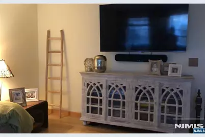 56 Hawthorne Avenue B #B, Park Ridge, NJ 07656 - Photo 3