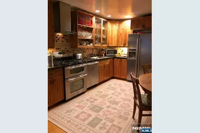 56 Hawthorne Avenue B #B, Park Ridge, NJ 07656 - Photo 5