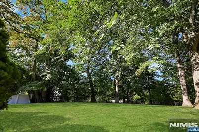 106 Pascack Avenue, Emerson, NJ 07630 - Photo 31