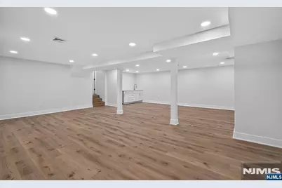 183 Jefferson Avenue, Emerson, NJ 07630 - Photo 27
