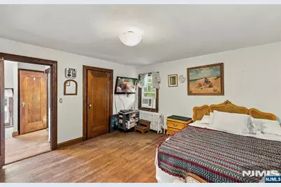 19 Bayview Avenue, Englewood Cliffs, NJ 07632 - Photo 17