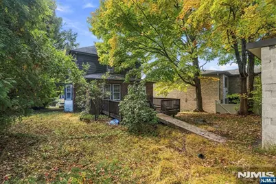 19 Bayview Avenue, Englewood Cliffs, NJ 07632 - Photo 33