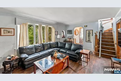 19 Bayview Avenue, Englewood Cliffs, NJ 07632 - Photo 3