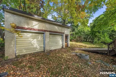 19 Bayview Avenue, Englewood Cliffs, NJ 07632 - Photo 39