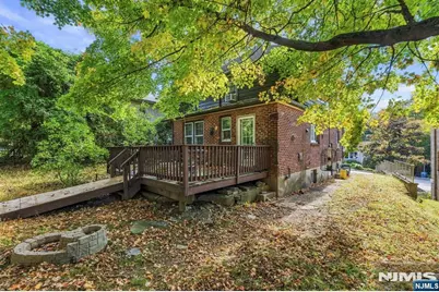 19 Bayview Avenue, Englewood Cliffs, NJ 07632 - Photo 35