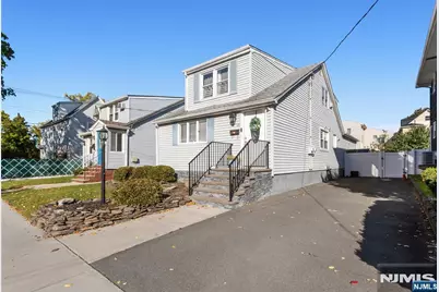 15 Anderson Avenue, Wallington, NJ 07057 - Photo 1