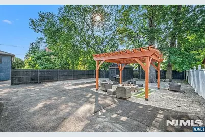 9 Byrne Street, Hackensack, NJ 07601 - Photo 19