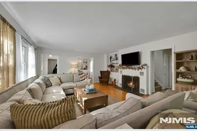 270 Franklin Turnpike, Allendale, NJ 07401 - Photo 19