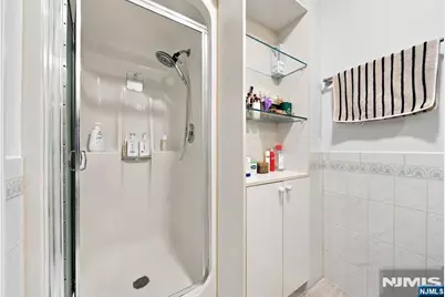 610 Anderson Avenue 3D #3D, Cliffside Park, NJ 07010 - Photo 25