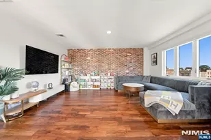 610 Anderson Ave 3D, Cliffside Park, NJ 07010 - Photo 5