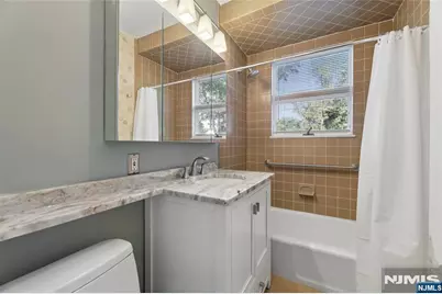 526 Oradell Avenue, Oradell, NJ 07649 - Photo 23