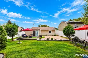 535 Holly Village Ln, Toms River Township, NJ 08753 - Photo 35