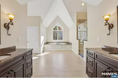273 Hampshire Ridge 273 #273, Park Ridge, NJ 07656 - Photo 39