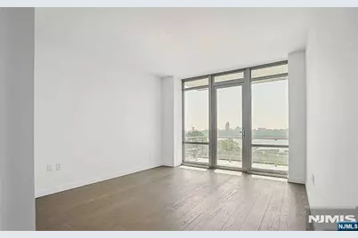 320 Adolphus Avenue 421 #421, Cliffside Park, NJ 07010 - Photo 7