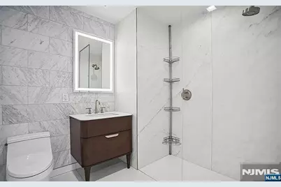 320 Adolphus Avenue 421 #421, Cliffside Park, NJ 07010 - Photo 15