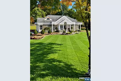 710 Totowa Road, Totowa, NJ 07512 - Photo 3