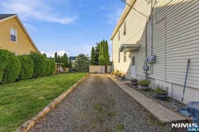72 Wesley Street, Clifton, NJ 07013 - Photo 25