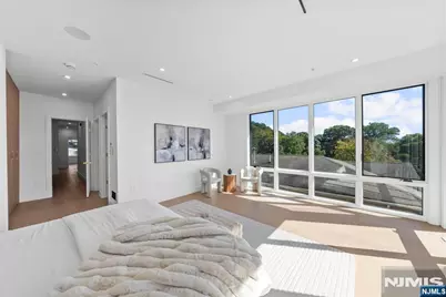 25 Leary Lane, Edgewater, NJ 07020 - Photo 33