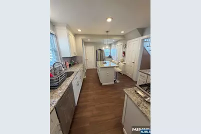 1238 Sussex Road, Teaneck Township, NJ 07666 - Photo 7