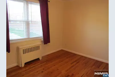 110 Hastings Avenue 110 #110, Rutherford, NJ 07070 - Photo 9