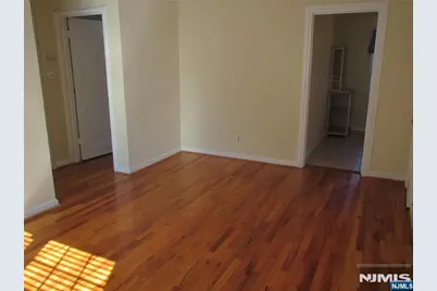 110 Hastings Avenue 110 #110, Rutherford, NJ 07070 - Photo 3