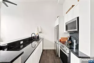491 Valley Street 7, Orange, NJ 07050 - Photo 5
