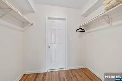 225 Clinton Street 4 #4, Hoboken, NJ 07030 - Photo 17