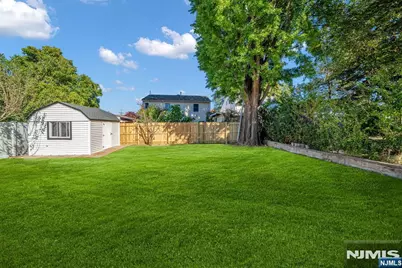 285 Washington Street, Teaneck Township, NJ 07666 - Photo 41