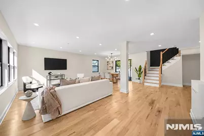 285 Washington Street, Teaneck Township, NJ 07666 - Photo 5