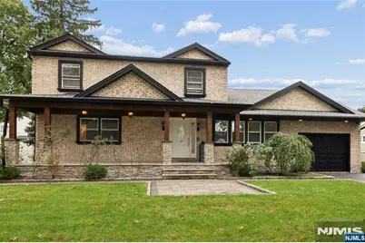 707 Chadwick Drive, Paramus, NJ 07652 - Photo 39