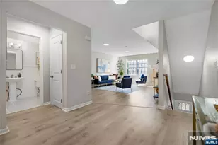 16 E Kinney St, Newark, NJ 07102 - Photo 15