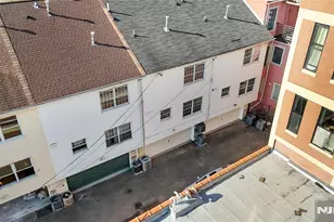 16 E Kinney St, Newark, NJ 07102 - Photo 21