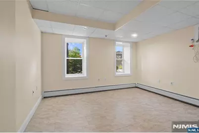 755 Anderson Avenue C00F #C00F, Cliffside Park, NJ 07010 - Photo 5