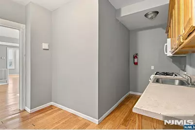 283 18th Street, Newark, NJ 07103 - Photo 15