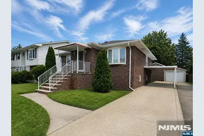 16 Jackson Avenue, South Hackensack Township, NJ 07606 - Photo 3
