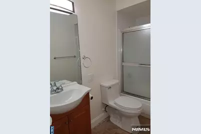 100 Pierson Miller C52 #C52, Pompton Lakes, NJ 07442 - Photo 9